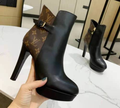 Louis Vuitton Womens Shoes Boots Leather Design Luxury Brand AFTERGLOW PLATFORM ANKLE BOOT 1A8N8B with Original Box