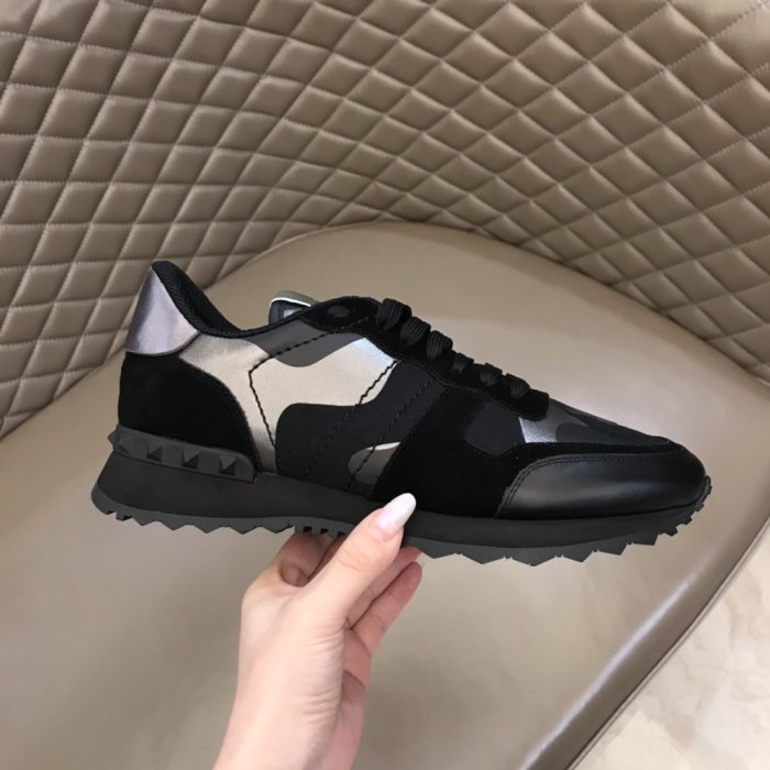 Valentino Men Shoes Fashion Design Luxury Brand ROCKRUNNER CAMOUFLAGE LAMINATED STUDDED SNEAKER with Original Box