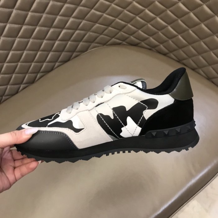 Valentino Men Shoes Fashion Design Luxury Brand ROCKRUNNER CAMOUFLAGE LAMINATED STUDDED SNEAKER with Original Box