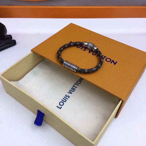 Louis Vuitton Luxury Men Womens Bracelet M6771E
