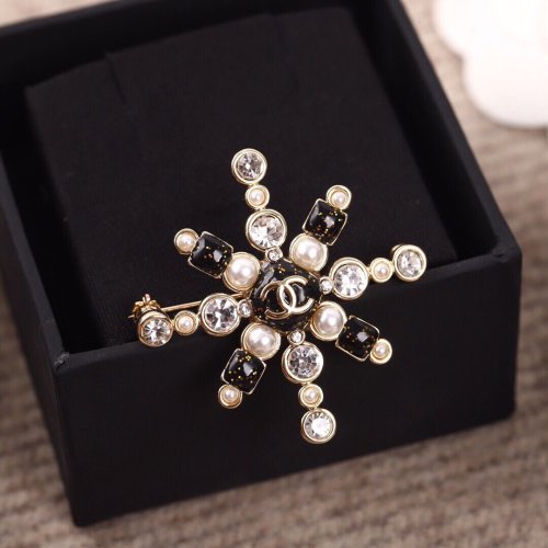Chanel Luxury Womens Brooche