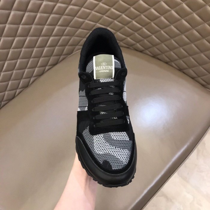 Valentino Men Shoes Fashion Design Luxury Brand ROCKRUNNER CAMOUFLAGE LAMINATED STUDDED SNEAKER with Original Box