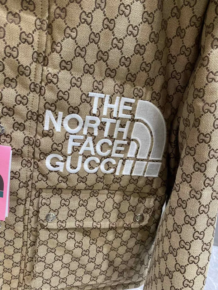 Gucci X The North Face Design Mens Womens Winter Windprood Down Jackets Keep Warm 90% White Duck Down