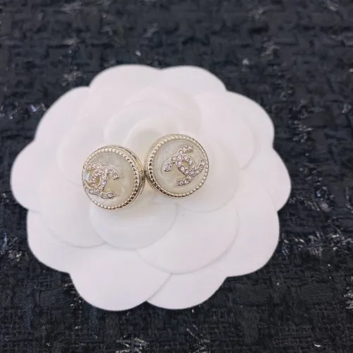 Chanel Luxury Womens Earrings CE033