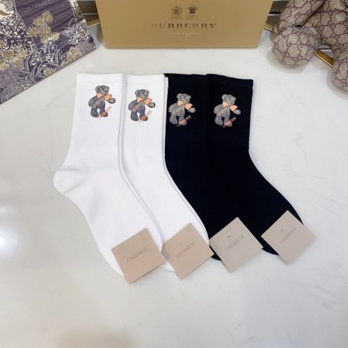 Burberry Socks 4 Pairs with Original Box Luxury Brand Breathable Burberry Sock