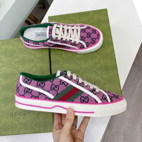 Gucci Womens Shoes Fashion Type Luxury Brand Leather Women's Gucci Tennis 1977 GG Multicolor sneaker with Original Box 663680 2UZ80 5284