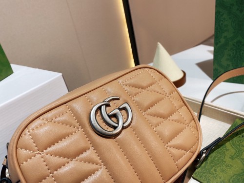 Gucci Womens Bags GG Marmont matelassé mini bag Gucci shoulder bag Luxury Brand with Original Box 634936 UM8BN 9022
