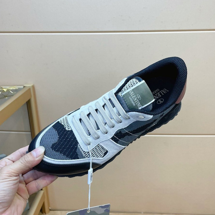 Valentino Men Shoes Fashion Design Luxury Brand ROCKRUNNER CAMOUFLAGE LAMINATED STUDDED SNEAKER with Original Box