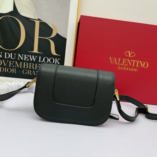 Valentino Womens Bags Crossbody Bag Luxury Brand SMALL SUPERVEE CROSSBODY CALFSKIN BAG VW2B0G45ZXL0NO with Original Box