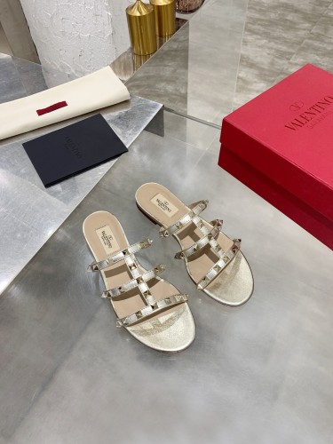 Valentino Women Shoes Mule Flip Flop Sandals ROMAN STUD SLIDE SANDAL IN QUILTED NAPPA with Original Box Luxury Brand