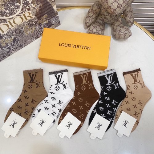 Louis Vuitton Socks 5 Pairs with Original Box Luxury Brand Breathable LV Sock