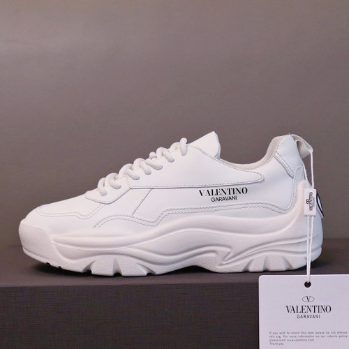 Valentino Men Shoes Fashion Design Luxury Brand GUMBOY CALFSKIN SNEAKER with Original Box