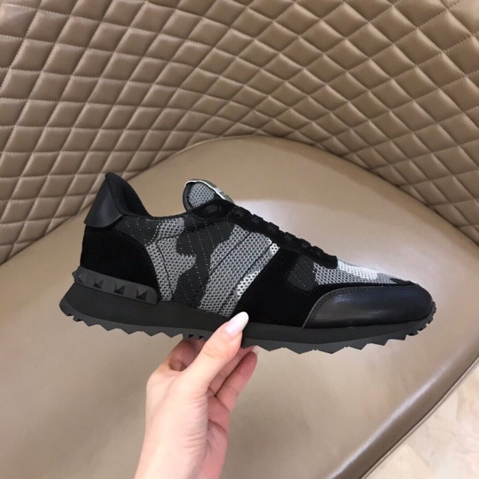 Valentino Men Shoes Fashion Design Luxury Brand ROCKRUNNER CAMOUFLAGE LAMINATED STUDDED SNEAKER with Original Box