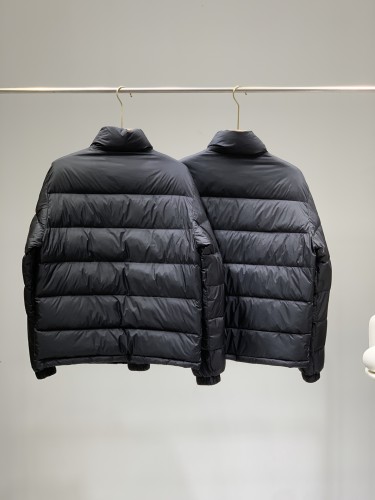 Prada Mens Womens Winter Windprood Down Jackets Keep Warm 90% White Duck Down