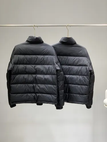 Prada Mens Womens Winter Windprood Down Jackets Keep Warm 90% White Duck Down