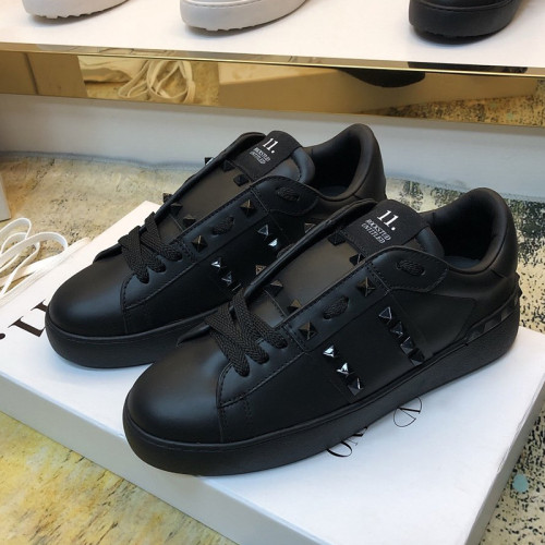 Valentino Garavani ROCKSTUD UNTITLED NOIR CALFSKIN LEATHER SNEAKER Women Shoes Sneakers Luxury with Box VW2S0A01BXE0NO with Original Box