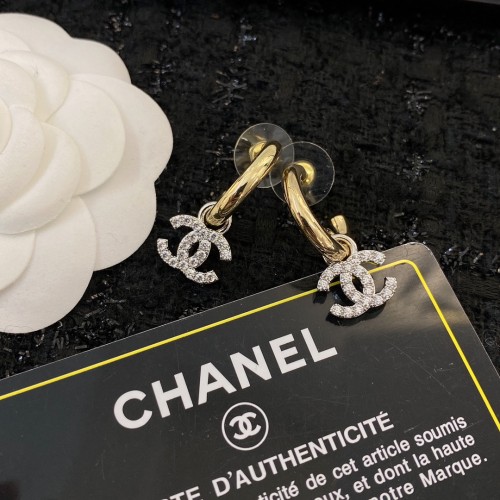 Chanel Luxury Womens Earrings E1783