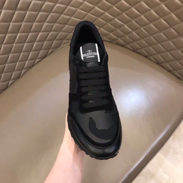 Valentino Men Shoes Fashion Design Luxury Brand ROCKRUNNER CAMOUFLAGE LAMINATED STUDDED SNEAKER with Original Box