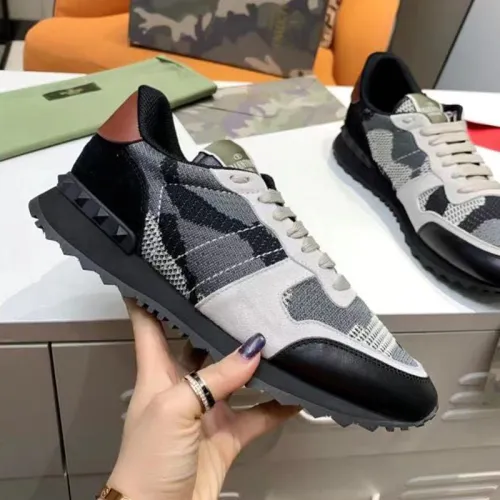 Valentino Men Shoes Fashion Design Luxury Brand ROCKSTUD CALFSKIN SNEAKER with Original Box