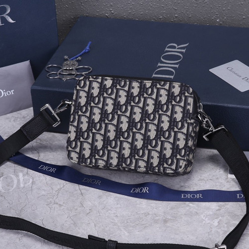 Dior Men Shoulder Bags Pouch With Shoulder Strap Beige And Black Dior Oblique Jacquard 2OBBC119YSE_H05E