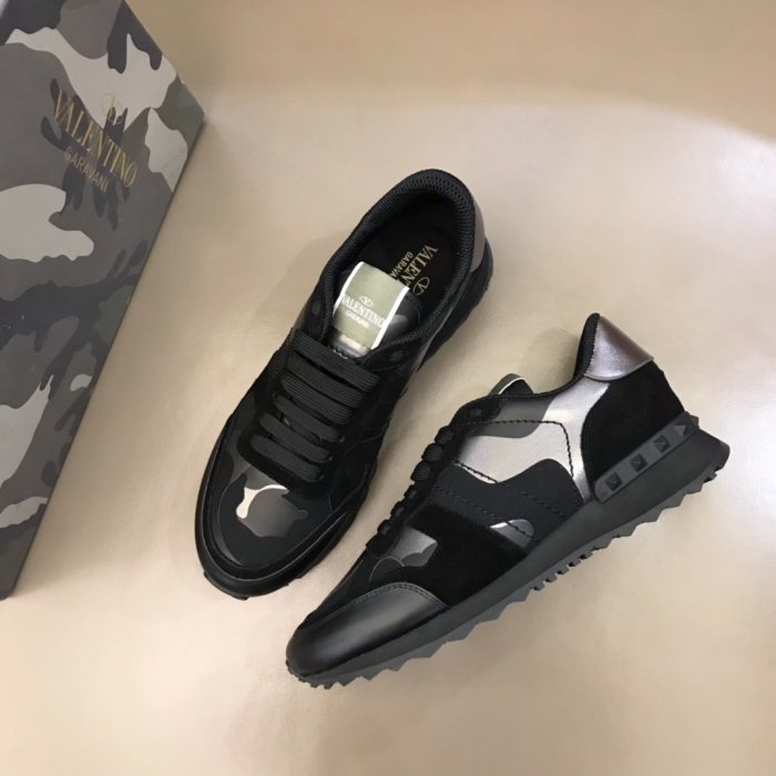 Valentino Men Shoes Fashion Design Luxury Brand ROCKRUNNER CAMOUFLAGE LAMINATED STUDDED SNEAKER with Original Box
