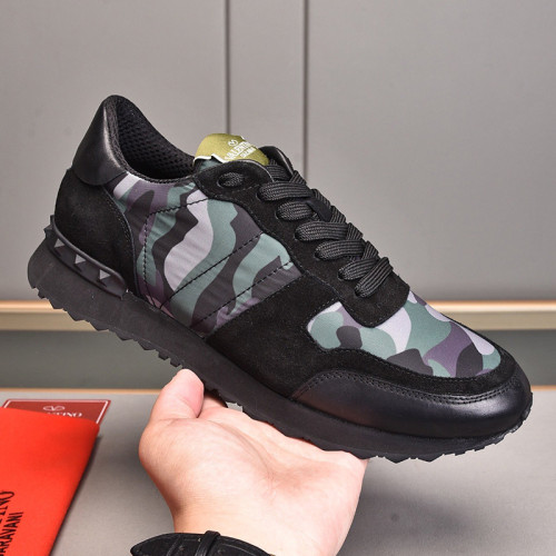 Valentino Men Shoes Fashion Design Luxury Brand ROCKRUNNER CAMOUFLAGE LAMINATED STUDDED SNEAKER with Original Box