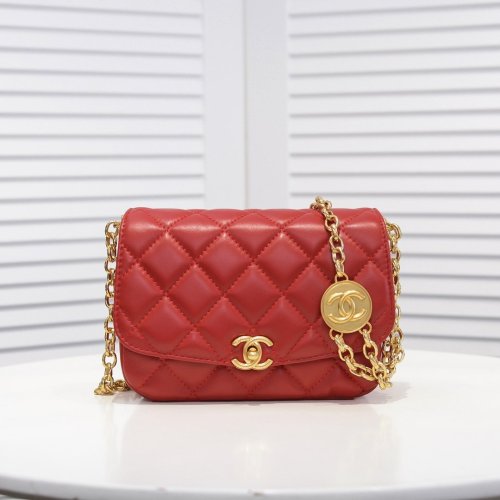 Chanel Womens Bags Flap Bag Lambskin & Gold-Tone Metal