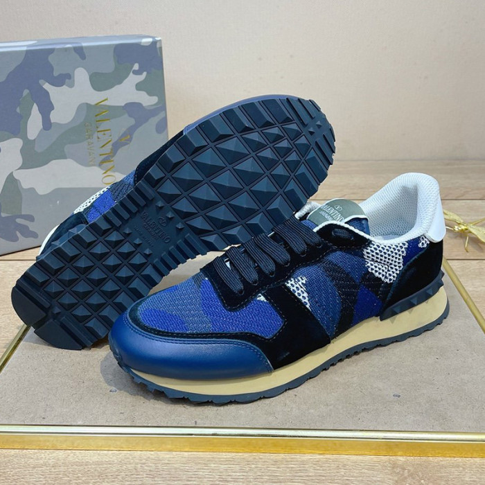 Valentino Men Shoes Fashion Design Luxury Brand ROCKRUNNER CAMOUFLAGE LAMINATED STUDDED SNEAKER with Original Box