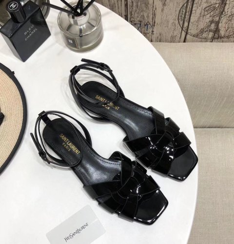 Saint Laurent YSL Womens Shoes TRIBUTE FLAT SANDALS IN PATENT LEATHER 620090B8I001000