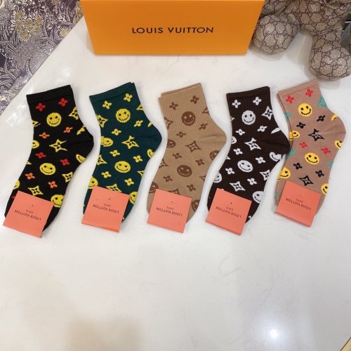 Louis Vuitton Socks 5 Pairs with Original Box Luxury Brand Breathable LV Sock