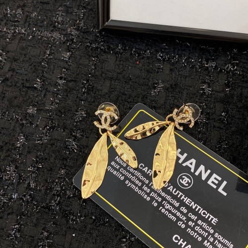 Chanel Luxury Womens Earrings E1798