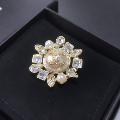 Chanel Luxury Womens Brooche