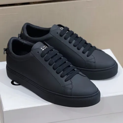 Givenchy Men Shoes Fashion Type Luxury Brand GIVENCHY SNEAKERS IN LEATHER WITH LATEX BAND with Original Box