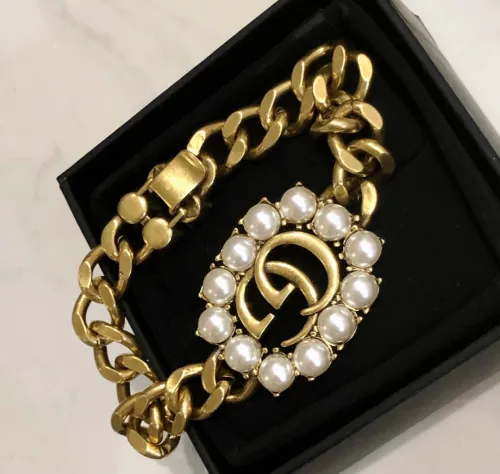 Gucci Luxury Womens Bracelet 00149