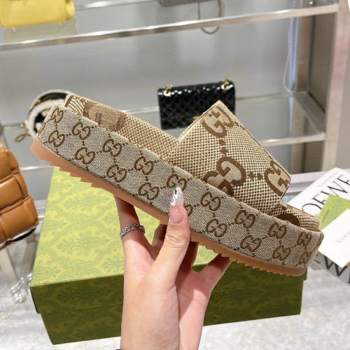 Gucci Womens Shoes Sandals Slides Slippers Luxury Brand Thick Sole Design Women's GG canvas slide sandal with Original Box 624695 H6320 9763