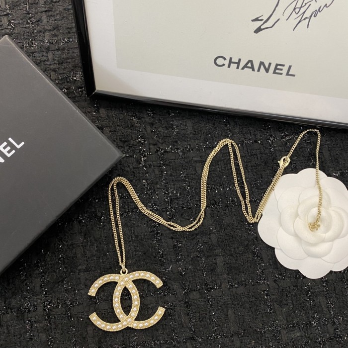Chanel Luxury Womens Necklace N664