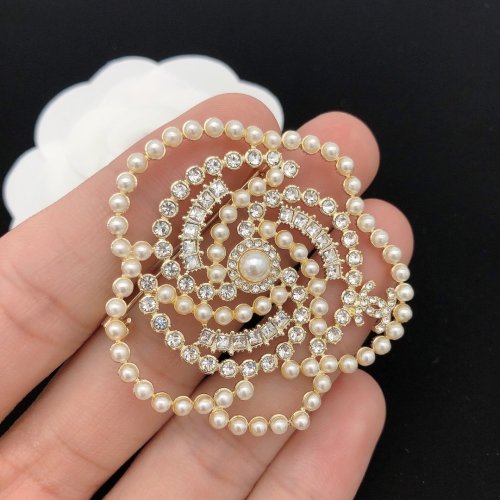Chanel Luxury Womens Brooches XXZ0040