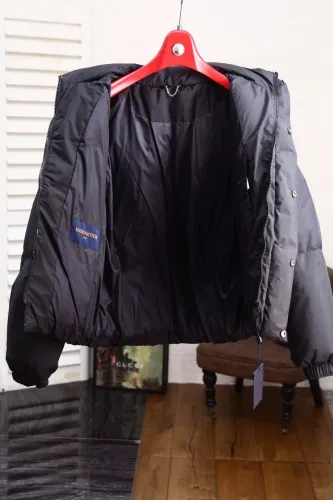 Louis Vuitton Design Mens Womens Winter Windprood Down Jackets Keep Warm 80% White Duck Down