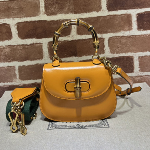 Gucci Womens Bags Handbags Shoulder Messenger Bags Luxury Brand Gucci Bamboo 1947 jumbo GG mini bag 686864 10ODT 7769 with Original Box