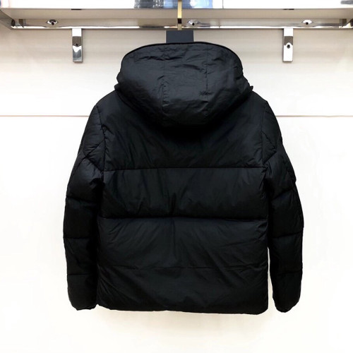 Moncler Design Mens Womens Winter Windprood Down Jackets Keep Warm 90% White Duck Down
