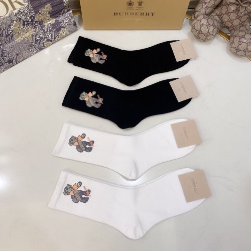 Burberry Socks 4 Pairs with Original Box Luxury Brand Breathable Burberry Sock
