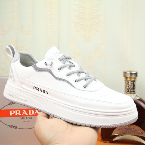 Prada Mens Shoes Sneakers Casual Shoes for Men Luxury Brand Breathable Fashion Sneakers with Original Box