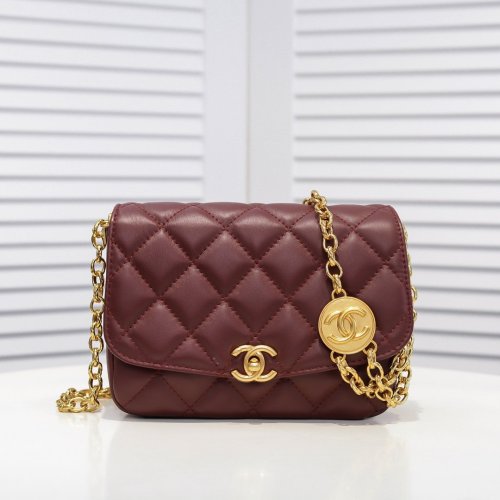 Chanel Womens Bags Flap Bag Lambskin & Gold-Tone Metal