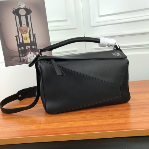 Loewe Womens Bag Puzzle Bag in Soft Grained Calfskin