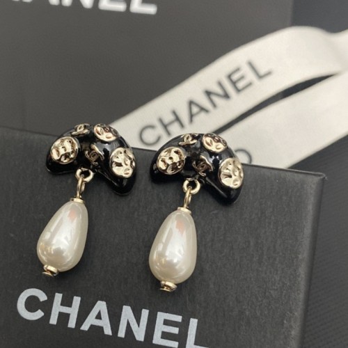 Chanel Luxury Womens Earrings