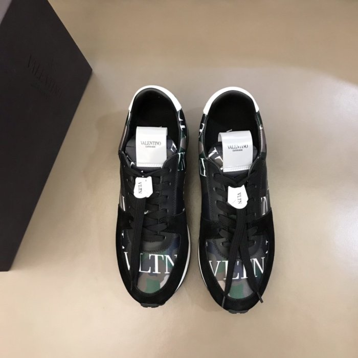 Valentino Men Shoes Fashion Design Luxury Brand ROCKRUNNER CAMOUFLAGE LAMINATED STUDDED SNEAKER with Original Box