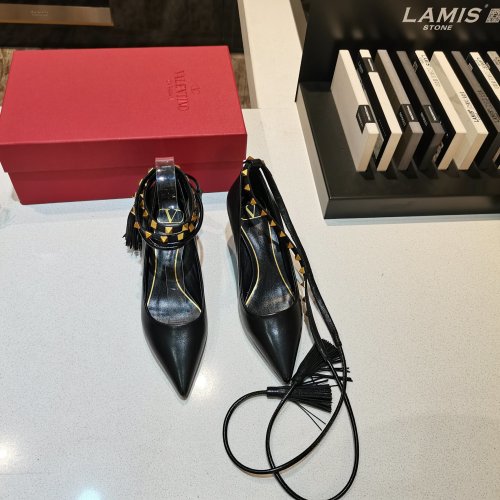 Valentino Womens Shoes Rockstud Pump 5cm