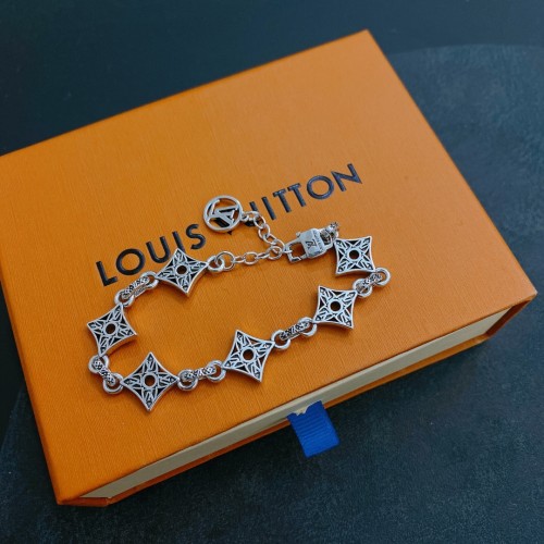 Louis Vuitton Luxury Men Womens Bracelet