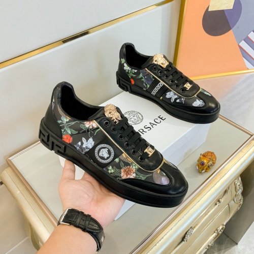 Versace Men Shoes Sneakers Fashion Design Luxury Brand