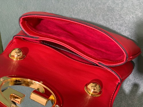 Gucci Womens Bags Shoulder Messenger Bag Luxury Brand Gucci Blondie mini bag in red leather with Original Box 698643 UXXAG 9161